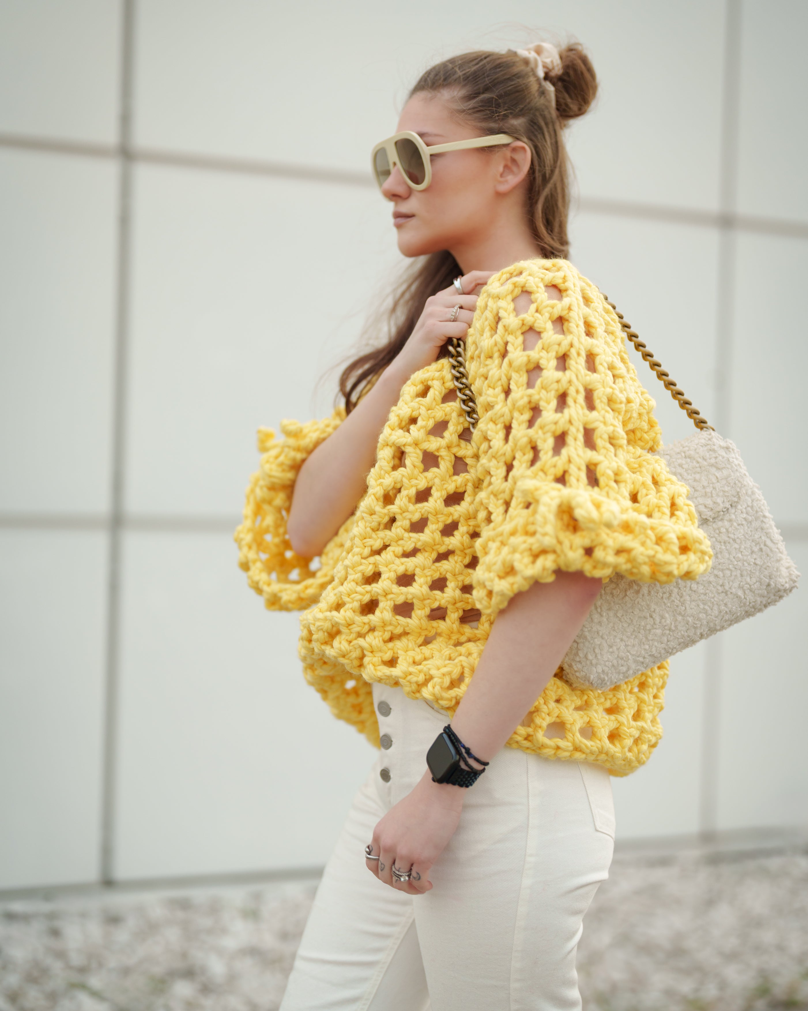 #color_pastel yellow