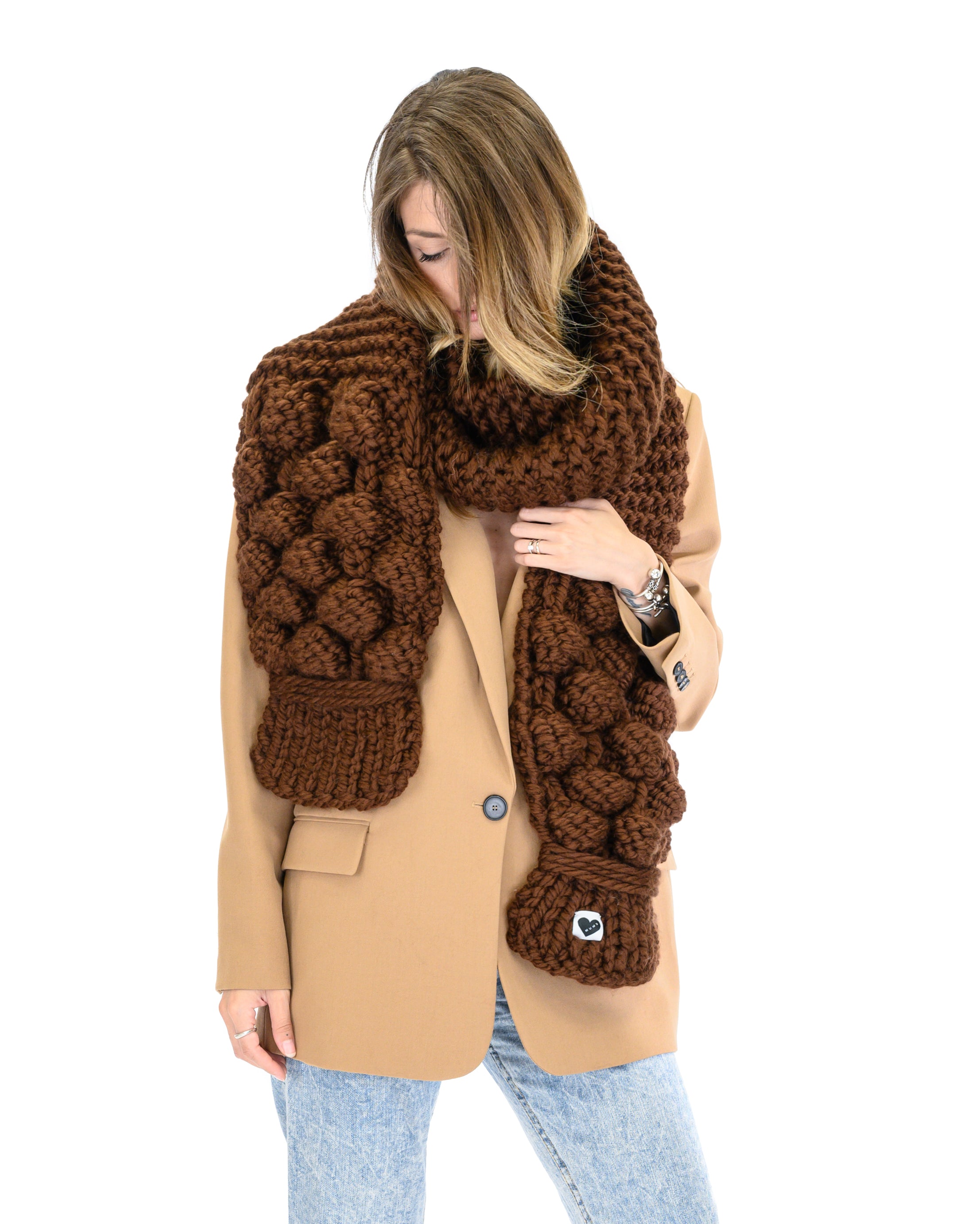 #color_brown
