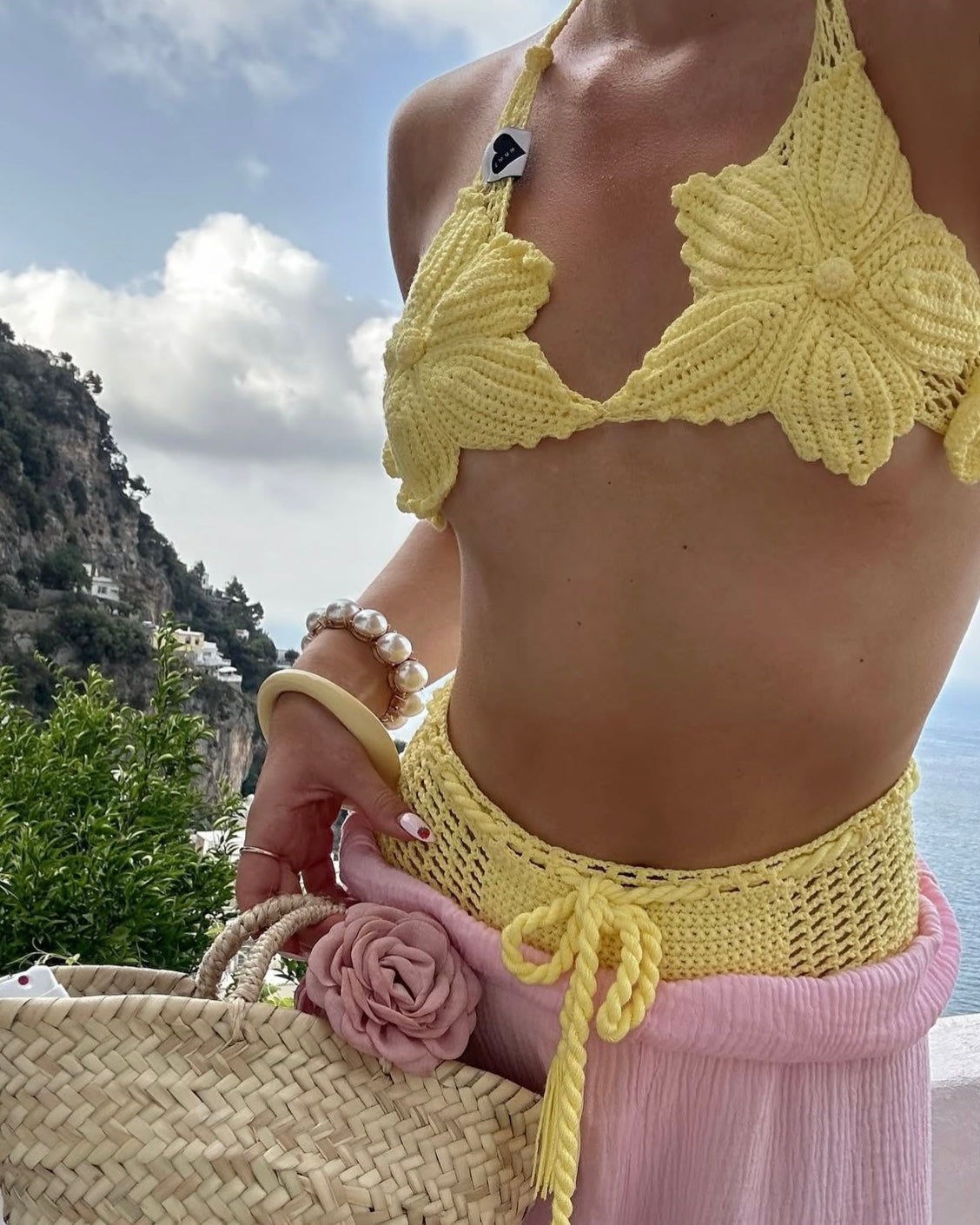 #color_yellow