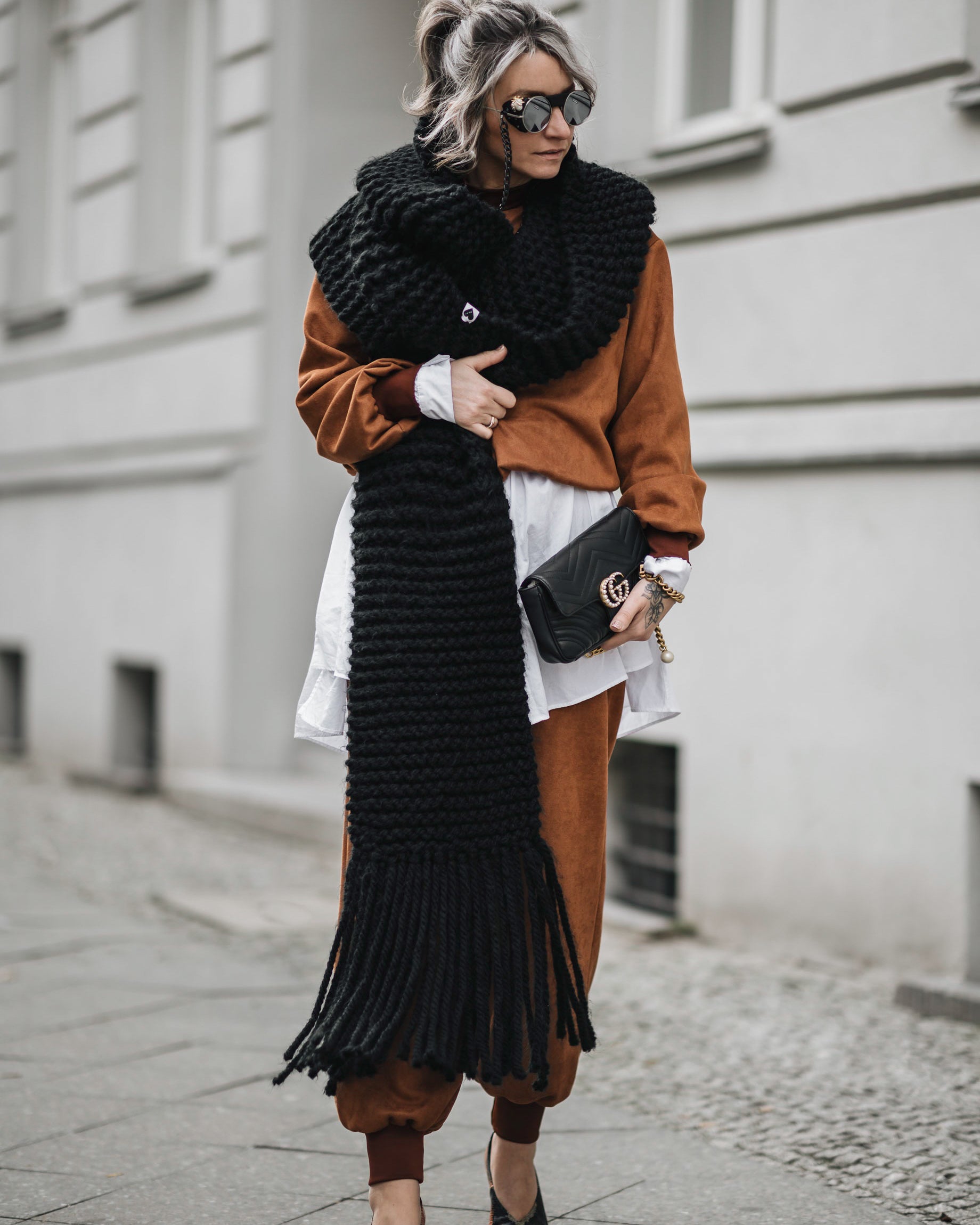 #color_black