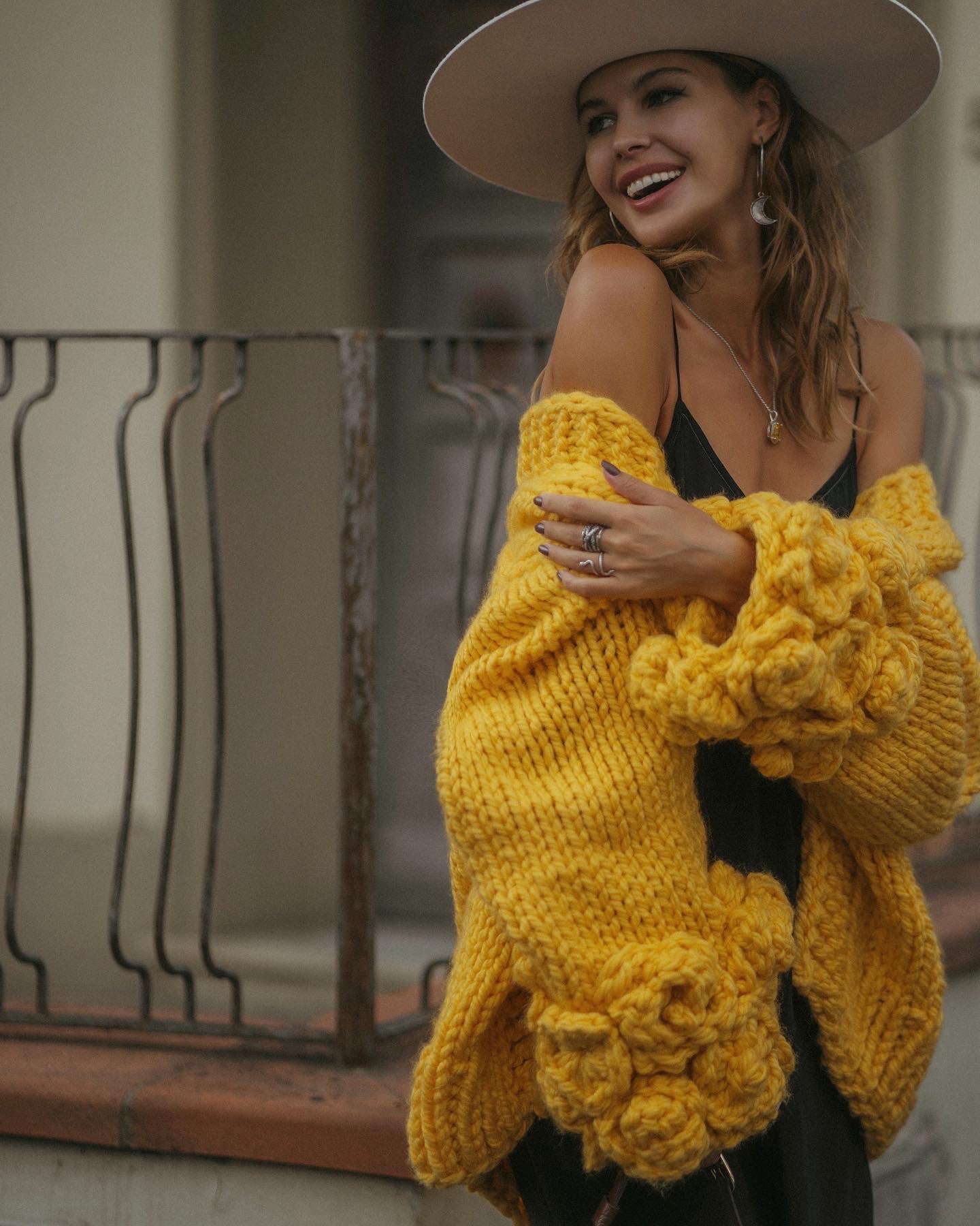 #color_yellow