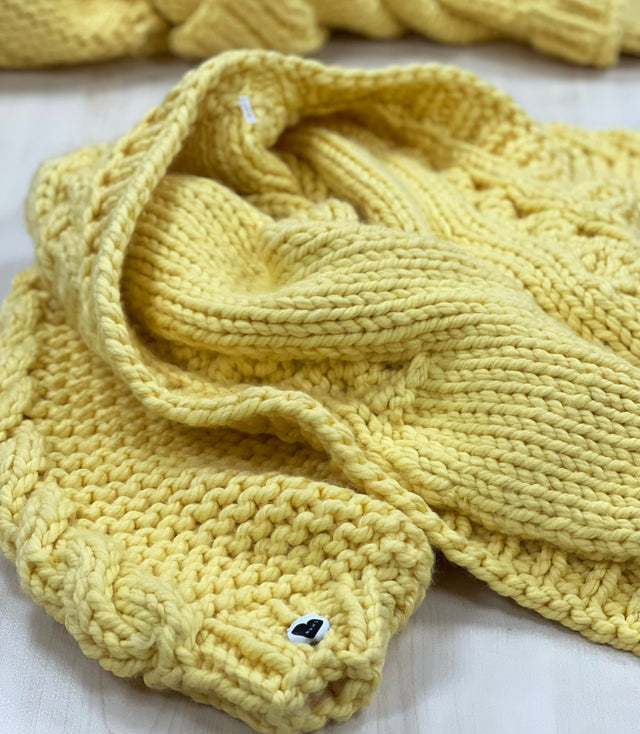 #pastelyellow