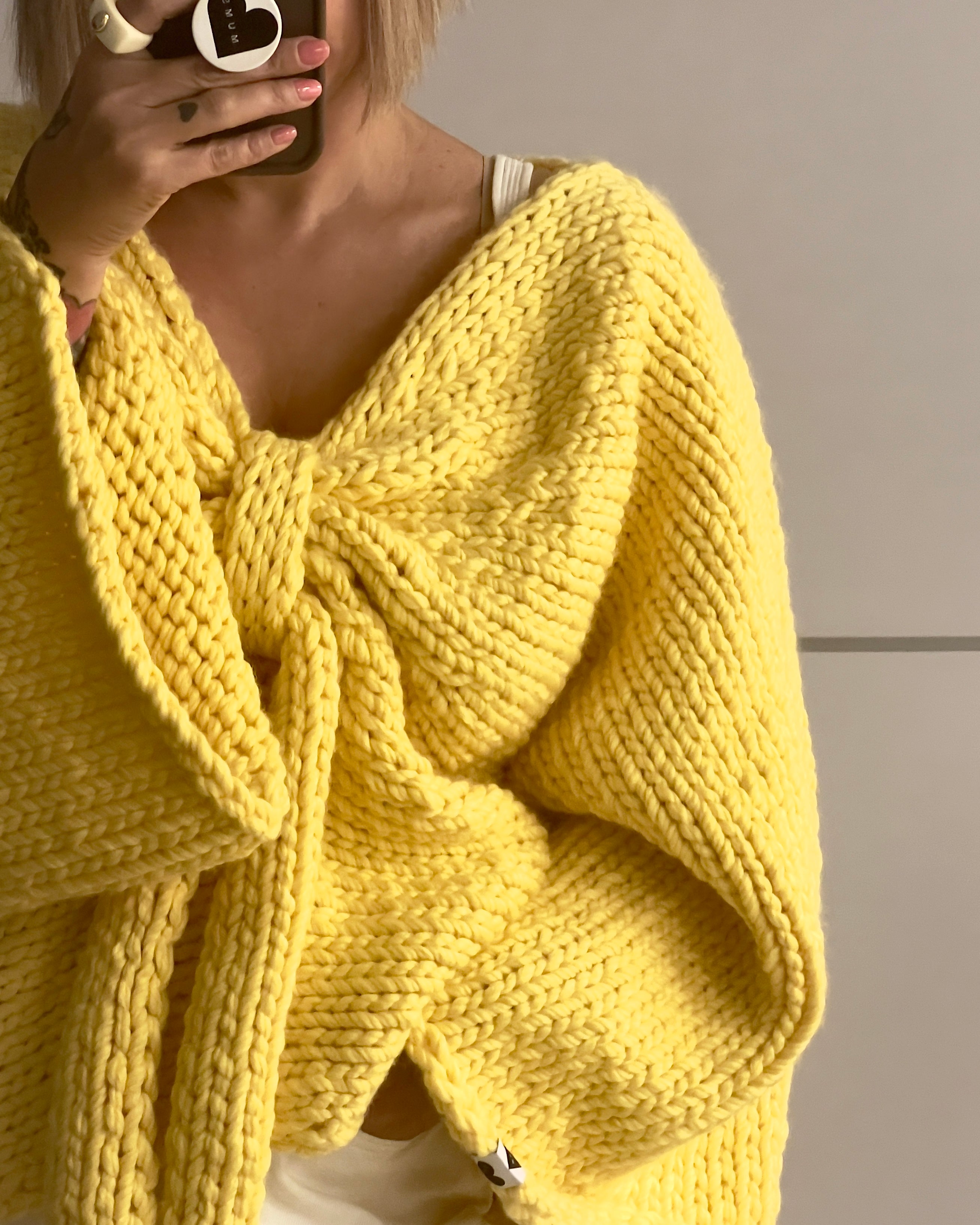 #color_pastel yellow