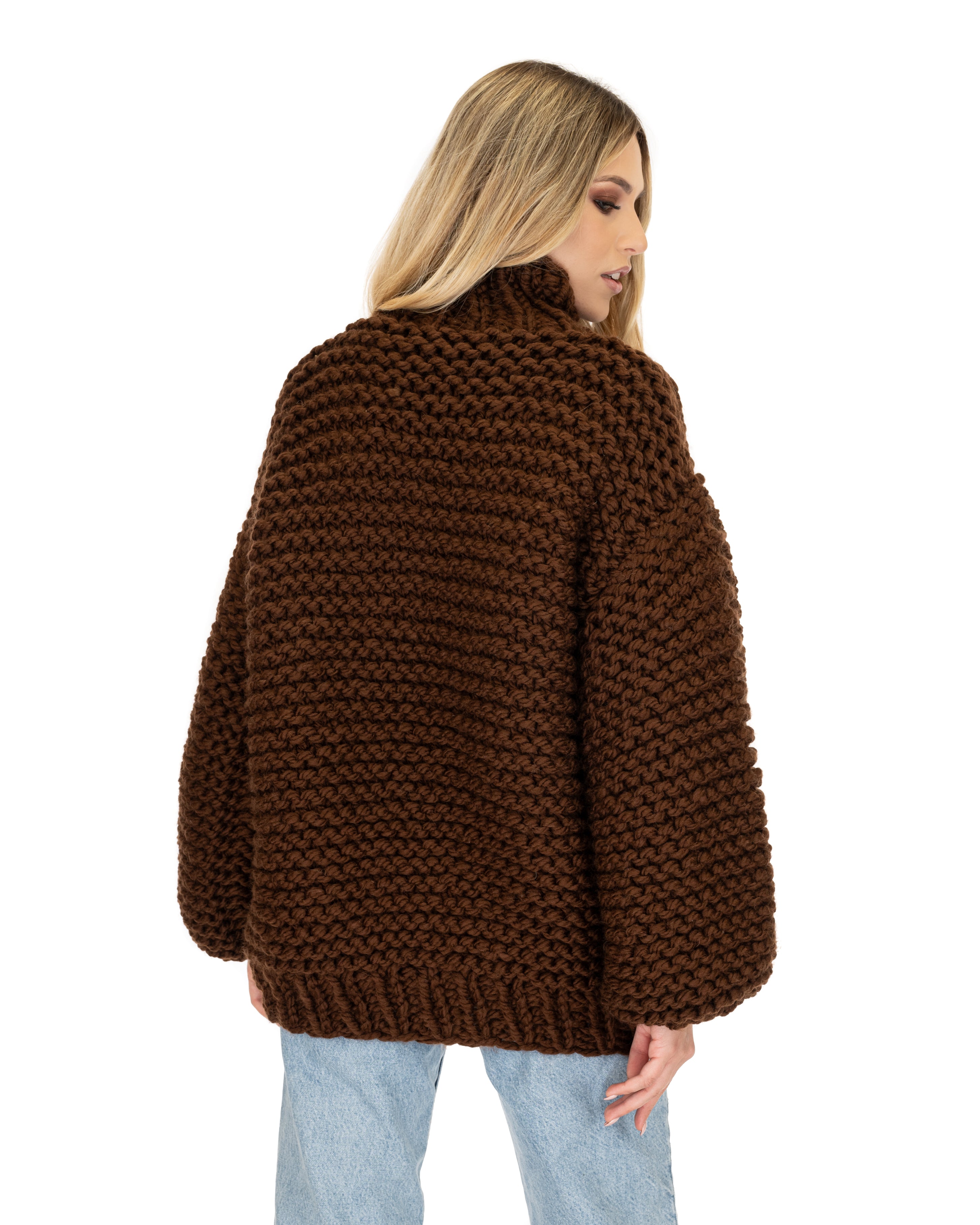 #color_brown