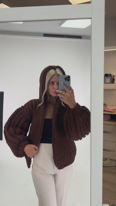 #color_brown