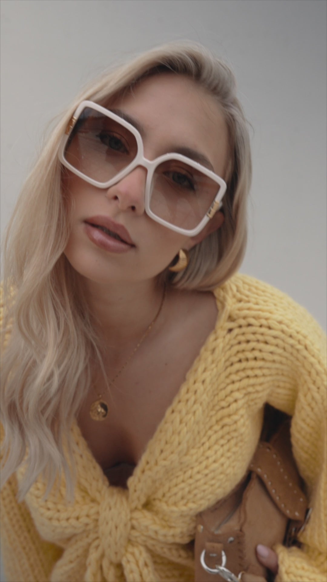 #color_pastel yellow